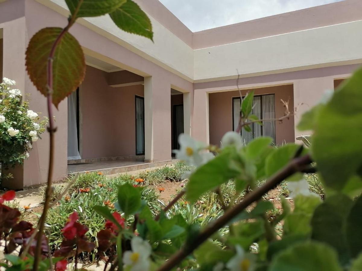 Horizon View Guest House Μαζέρου Εξωτερικό φωτογραφία